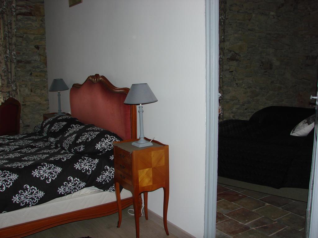 Azille B&B Tour De Saint Anne חדר תמונה