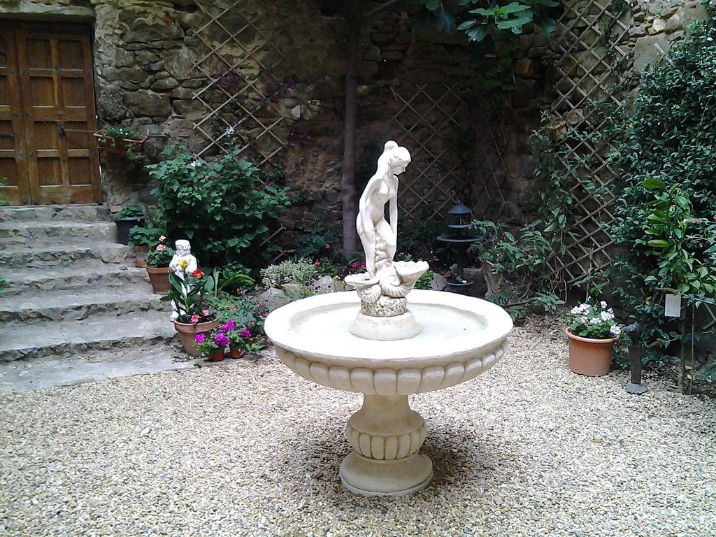 Azille B&B Tour De Saint Anne מראה חיצוני תמונה